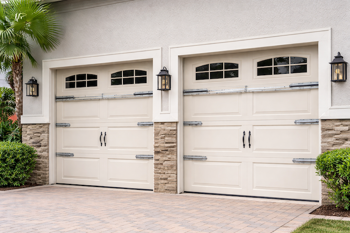 Hurricane-Rated Garage Doors in Florida